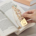 Marque-page en métal personnalisé avec texte gravé - Style fleur de naissance évidée - Cadeau d'anniversaire pour les amoureux de lecture