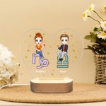 Gepersonaliseerde cartoon paar sterrenbeeld hart-vormige naam LED nachtlampje met houten basis Home Decor Valentijnsdag jubileum cadeau voor echtpaar