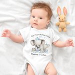 Personligt set 100 % bomull T-shirt och babybody med namn och texten Our First Mother's Day present till mamma och barn