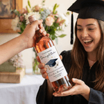 Gepersonaliseerde Graduation Cap Waterdichte Wijn Stickers Etiketten met Titel Naam Jaar Afstuderen Gift voor Afgestudeerden