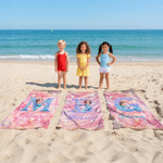 Personalisiertes Cartoon-Meerjungfrau-Strandtuch mit Namen und Initiale | Turnbeutel optional | Strand-Geburtstagsgeschenk für Mädchen