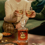 Personalisierte Feuerwehrmann Design Whiskey Dekanter mit Namen und Initialen Vatertag Geburtstag Geschenk für Mann Barkeeper Dad