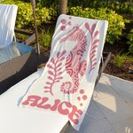 Personalisiertes Strandtuch mit Meerestiere und Namen | schnelltrocknend und übergroß | Sommer Geburtstag Geschenk für Ozeanliebhaber