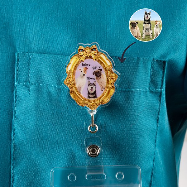 Personalizzato oro fiocco Retro Frame Pet foto acrilico badge Reel con i nomi Compleanno Adopt Anniversary regalo di uso quotidiano per l'amante del proprietario dell'animale domestico
