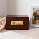 Henkilökohtainen Brass Pet Portrait Memorial Urn muistolaatta nimi teksti ja päivämäärä Home Decor Pet Memorial Service lahja lemmikkieläinten omistajille