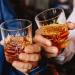 Spersonalizowane szklanki do whisky We Did It Graduation Cap Design z imieniem i podkładką na przyjęcie Prezent dla absolwentów kochających whisky