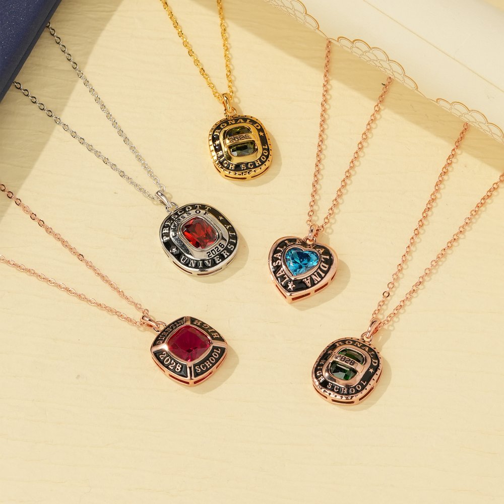 Henkilökohtainen Birthstone Shield Badge Sterling Silver kaulakoru tekstin Dainty Korut luokan 2026 Valmistuminen lahja valmistuneille Ystävät luokkatoverit 1