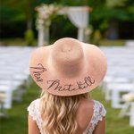 Gepersonaliseerde Text Floppy Strandhoed met Pom-Poms Zomer Accessoire Strand Vakantie Vrijgezellenfeest Huwelijksreis Cadeau voor Vrouwen Bruid