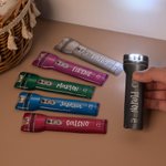 Gepersonaliseerde draagbare veelkleurige platte magnetische fakkel met naam Nacht gebruik paaseieren jacht partij Gunsten Gift voor kinderen