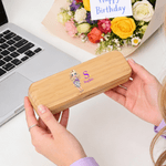 Personalisierte professionelle Cartoon-Charakter hölzerne Kugelschreiber und Fall Set mit Namen Bürobedarf Geburtstag Geschenk für Kollegen Arbeitskollegen