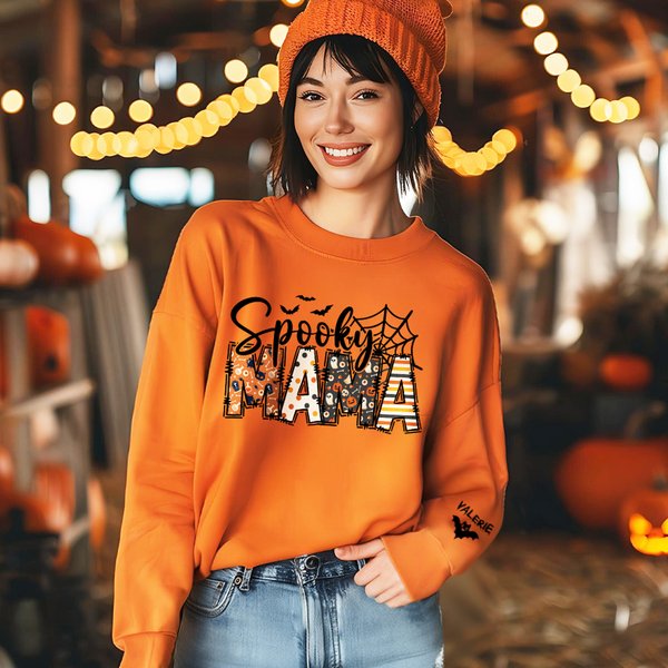 Personalisierte Spooky Mama Oma Kürbis Fledermaus Design Crewneck Sweatshirt mit 1-8 Namen Halloween-Kostüm Geschenk für Frauen
