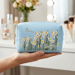 Personalizado Multicolor Nacimiento Flor Mariposa PU Bolsa de maquillaje de cuero con nombre y cremallera de viaje Essentials Cumpleaños Día de la Madre de regalo para las mujeres