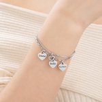 Personalised 1-6 Heart-Shaped Pendants Two-Layer Bracelet with Engraved Name Exquisite Jewellery Birthday Mother's Day Gift for Mother Grandmother