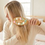 Brosse à cheveux fleur de naissance personnalisée avec nom Fête des mères Enterrement de vie de jeune fille Cadeau d'anniversaire pour femme