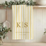 Serviette gaufrée rayée multicolore personnalisée avec texte initial et date Mariage Cadeau de douche de mariage pour elle