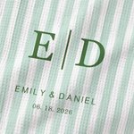 Serviette gaufrée rayée multicolore personnalisée avec texte initial et date Mariage Cadeau de douche de mariage pour elle