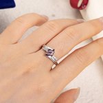 Gepersonaliseerde Ring met Geboortesteen Zirkonia en Gegraveerde Tekst Moederdagcadeau voor Mama