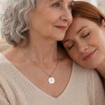 Personligt livsträd-halsband med 1-5 namn Smycken Födelsedag Mors dag-present till mamma Kvinna