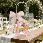 Personalisierte Hochzeit Geschenktüte mit Namen und Initiale | Transparente PVC-Tasche mit Schleife | Mitgebsel | JGA Geschenk für Gäste Brautjungfern
