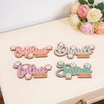 Plaque de porte en bois personnalisée avec nom et fleur de marguerite Décoration de chambre d'enfant Cadeau de pendaison de crémaillère pour nouveaux parents Enfants