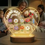 Personlig 1-16 tecknad födelseblommor hjärtform akryl LED-nattlampa med titelnamn och träbas Mors dag-present till mamma mormor