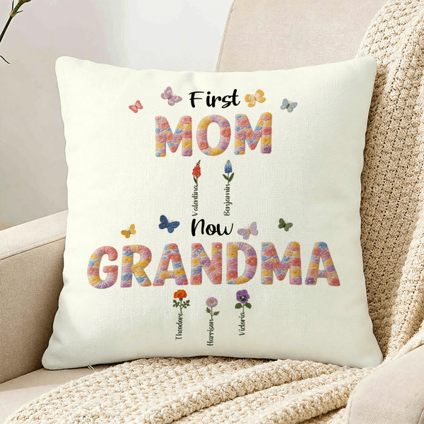 Cuscino personalizzato con effetto finto filato, fiore di nascita, prima mamma e ora nonna, morbido copricuscino con nomi, regalo per la festa della mamma e della nonna.