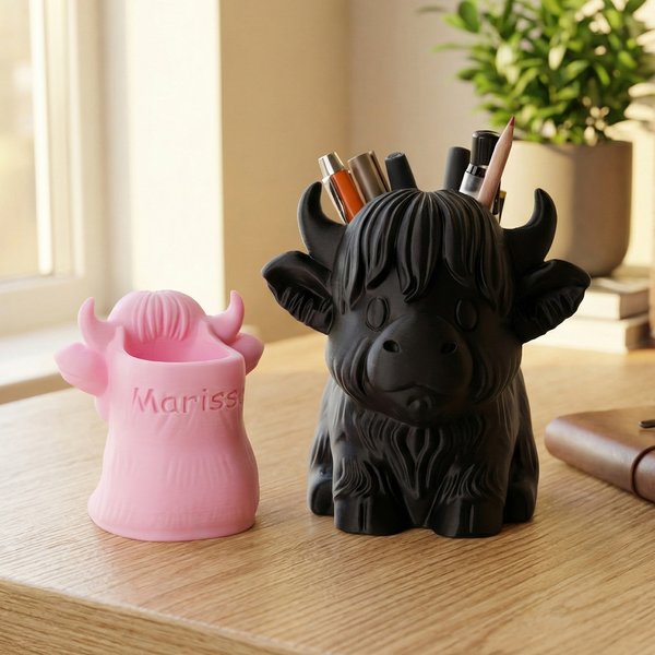 Personalized Multicolour Highland Cow Multi-Size Pen Holder with Name Desk Decor Daily Use Birthday Gift for Highland Cow Lovers Students Teachers
