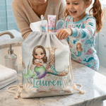 Bolsa con cordón personalizada con personaje de dibujos animados de sirena inicial y nombre regalo de cumpleaños para niñas amigas y familiares