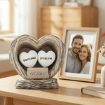 Henkilökohtainen First Kiss Wood Texture Heart Pattern Akryyli Ornamentti nimi ja päivämäärä Desk Decor Vuosipäivä Syntymäpäivälahja pariskunnille