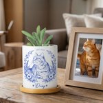 Spersonalizowana doniczka ceramiczna z bambusową podstawą i imieniem dla właściciela zwierzęcia w stylu szkicu ołówkiem z portretem zwierzęcia