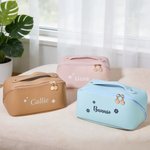 Personalizado Nombre Flor Multi-Compartimento PU Bolsa de maquillaje de cuero con nombre Esenciales de viaje Regalo de cumpleaños para Hermanas Amigos