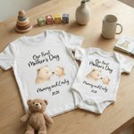 Personlig søt bjørn Vår første mors dag 100% bomull T-skjorte Baby Bodysuit med navn Bursdag morsdagsgave til babymor