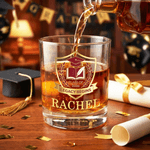 Personligt medicinskt emblem i collegestil 10 oz whiskyglas med namn för dagligt drickande Examensgåva för akademiker inom medicinsk arkitektur