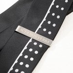 Personalisierte Krawattenklammer mit Wunschgravur | Krawattennadel | Herren-Accessoire | Jahrestag Geburtstag Hochzeit Geschenk für Männer