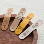 Gepersonaliseerde schattige garenbal kat PU leer gehaakt gebreide tags met klinknagels Set van 5 Verjaardag Handwerk Shop cadeau voor liefhebbers van haken
