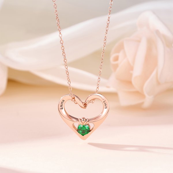 Collana personalizzata con cuore di pietra di nascita con testo inciso Gioielli squisiti Regalo per la festa della mamma, compleanno, anniversario per la mamma donna