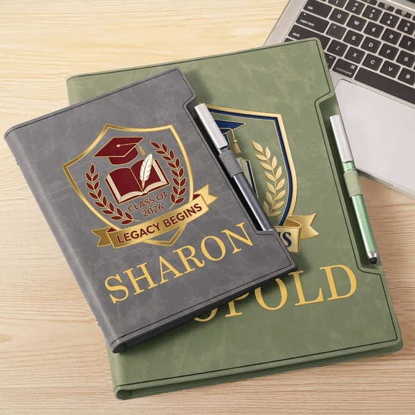 Personalisierte Absolventen Abzeichen Design PU Leder nachfüllbar Binder Notebook Stift Set mit Namen täglichen Gebrauch Geschenk für medizinische Architektur Absolventen