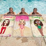 Serviette de plage personnalisée avec nom, paysage de plage, personnage de dessin animé de femme, serviette de plage douce à séchage rapide, cadeau de fête pour les femmes.