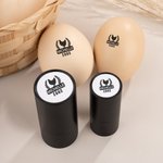 Personalisierter Eierstempel mit Hühnersilhouette lebensmittelechter Stempelfarbe Namen Text und Jahr Geburtstagsgeschenk für Landwirte und Züchter