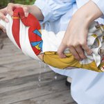 Serviette de plage à capuche personnalisée Princesse Sirène Dinosaure Plongeur Séchage rapide avec nom Accessoires de plage Cadeau d'anniversaire pour Garçons Filles
