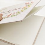 Henkilökohtaista Floral Wreath Wedding Guest Book nimillä ja päivämäärällä 100 arkkia Häälahja vastasyntyneille