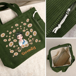Personlig tecknad karaktär stor kapacitet Corduroy Tote Bag med födelseblomma och namn Resa väsentlig födelsedagspresent för kvinnor