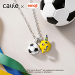 Personlig morsomt festende ansikt emoji fotball halskjede med gravert navn Game Day Sport Party gave til fotballfan | Callie × emoji ™