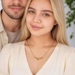 Collar personalizado Hand in Hand Pinky Promise con iniciales Dainty Jewelry Birthday Anniversary Gift for Couple Sister