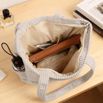 Personlig tecknad karaktär stor kapacitet Corduroy Tote Bag med födelseblomma och namn Resa väsentlig födelsedagspresent för kvinnor