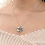 Personalizado 1-7 Birthstones Corazón Dolphin Zircon Collar con nombres grabados Joyería Exquisita Cumpleaños Día de la Madre Regalo para Mujeres Mamá Esposa