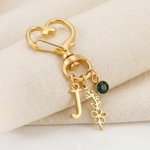 Spersonalizowany brelok do kluczy Birthstone Birthstone Flower Heart z inicjałem do codziennego użytku Prezent urodzinowy na Dzień Matki dla mamy, dziewczyny i kobiety
