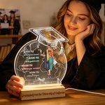 Personlig Graduation Cap Globe Cartoon Girl bakfra LED-nattlys med navn år og trebunn Graduation Gave til nyutdannede