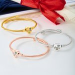 Personalized Multicolor Graduation Cap Heart Charm Bracelet with Engraved Name and Year Daily Wear Graduation Ceremony Gift for Graduates
