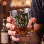 Personalisierte Luxus Crown Classic Badge Initial Rock Whiskey Glas mit Namen Geburtstag Vatertag Geschenk für Mann Papa Ehemann Groomsman